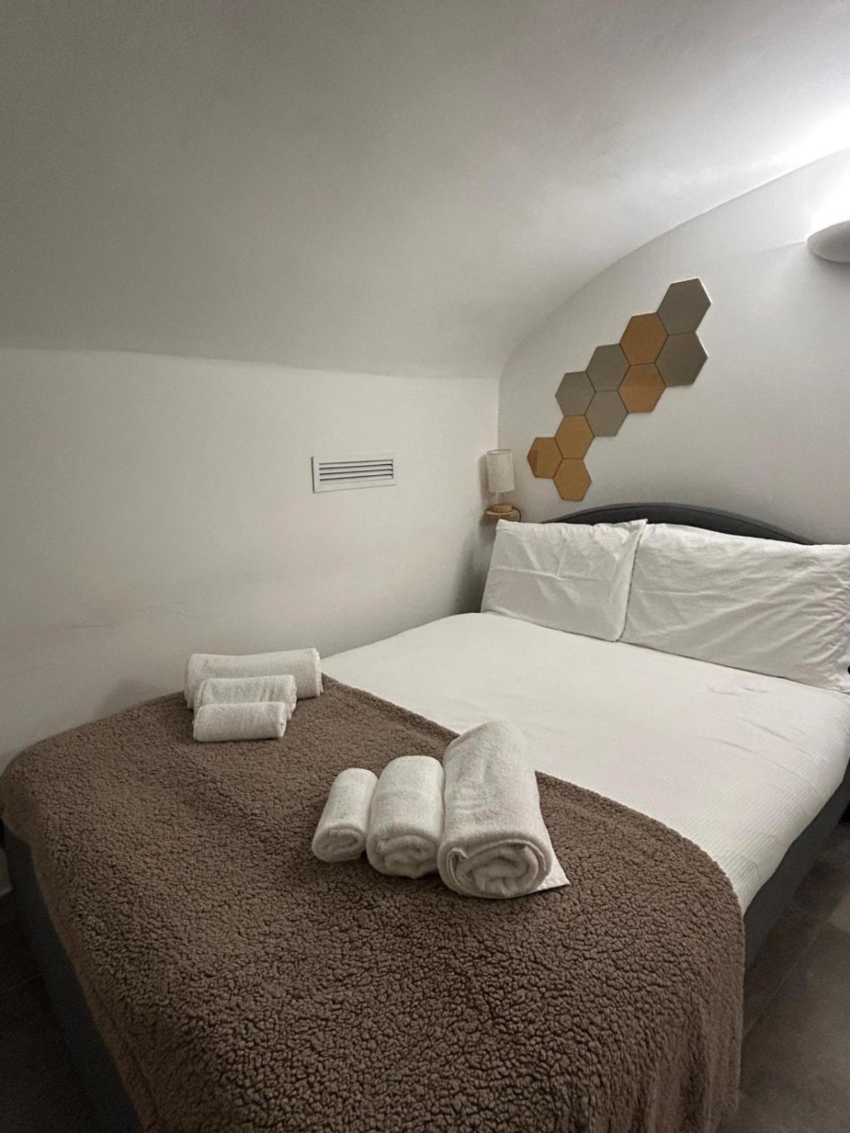 Campanella 27 By Ghor Apartment